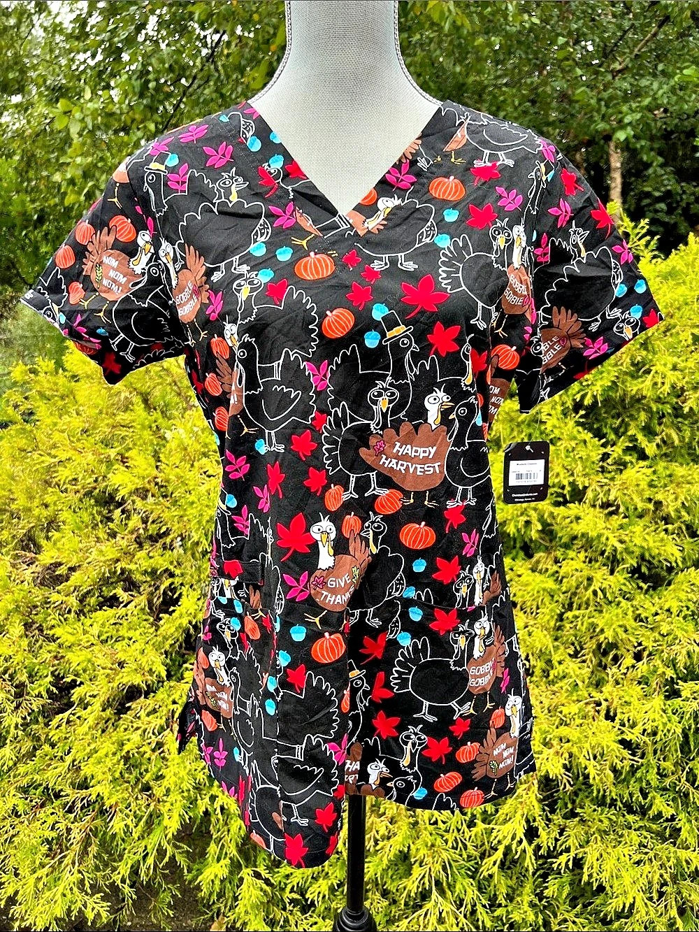 Cherokee CK616 Turkey Print Short Sleeve Tee in Black Size Medium NWT